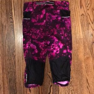 Athleta Pants - Athleta size small below knee length legging Athleta Pants - Athleta size small below knee length legging